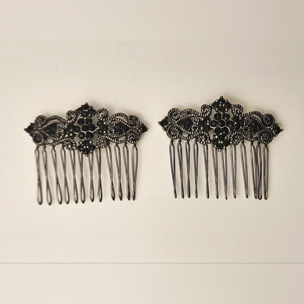 Vintage Black Rhinestone Filigree Hair Combs Set of 2 - Picture 4 of 7